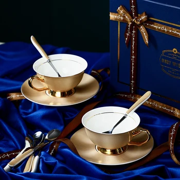 Винтажный европейский набор кофейных чашек из костяного фарфора, высококачественная изысканная керамика, нишевый высококачественный британский набор для послеобеденного чая, чайная чашка
